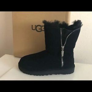 UGG Classic Zip Boots